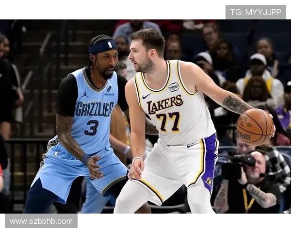 东契奇复出砍44分12篮板6助攻 里夫斯21分助湖人力克灰熊 东契奇复出砍44分12篮板6助攻 里夫斯21分助湖人力克灰熊